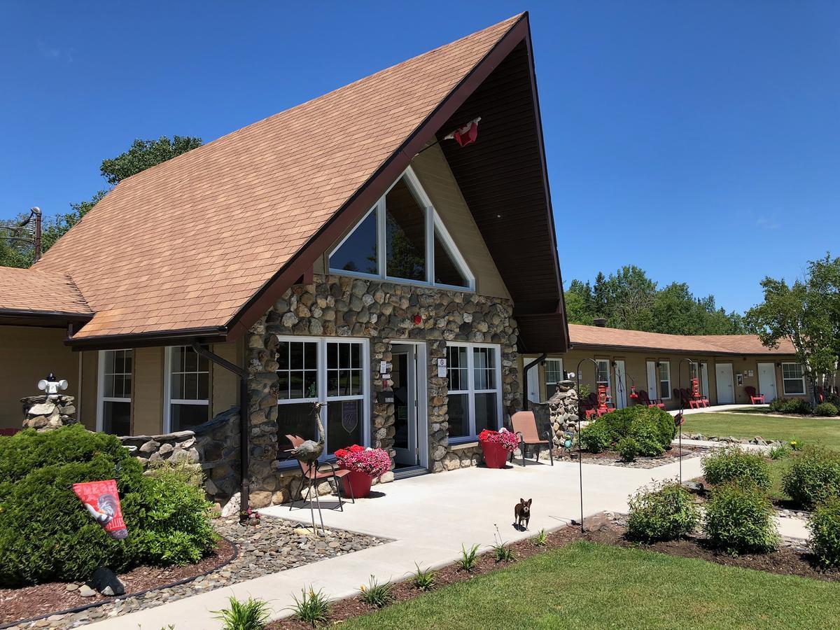 Motel La Source Coaticook Buitenkant foto