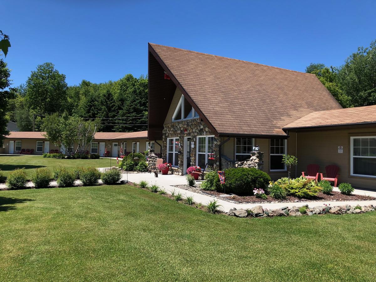 Motel La Source Coaticook Buitenkant foto