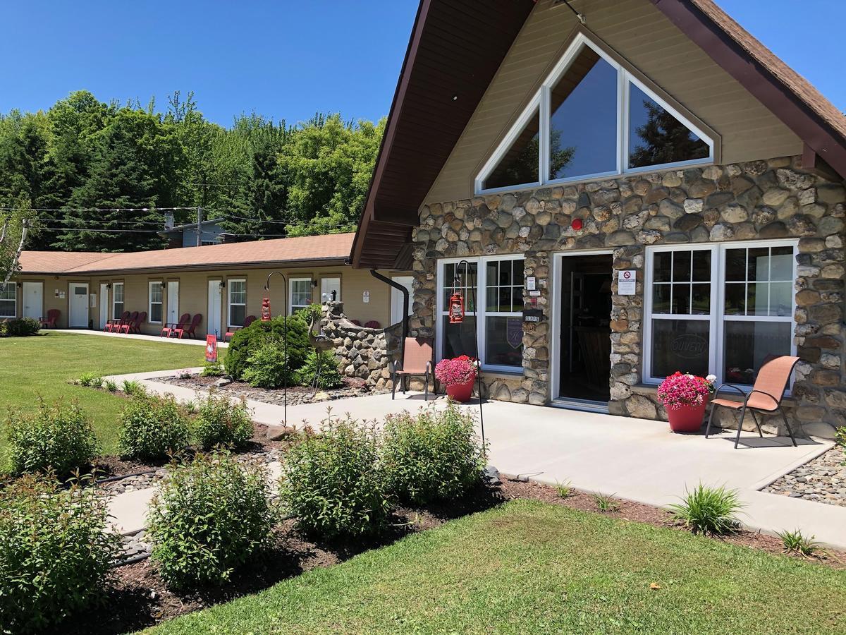 Motel La Source Coaticook Buitenkant foto